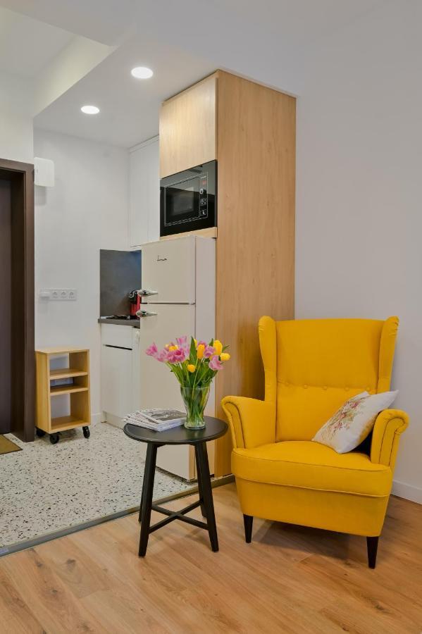 Cosy And Stylish Studio Next To Sofia'S Central Market Hall Appartement Buitenkant foto